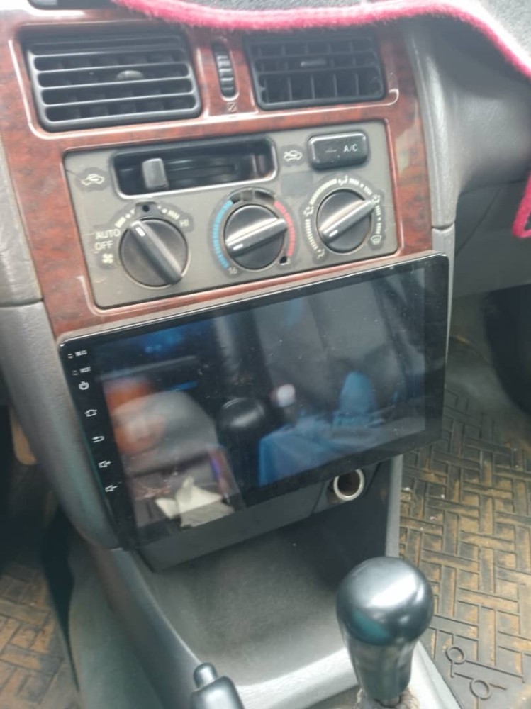 Toyota Avensis Berline – Fiabilité & Confort à Petit Prix ! À vendre : Toyota Avensis Berline – Année 2002