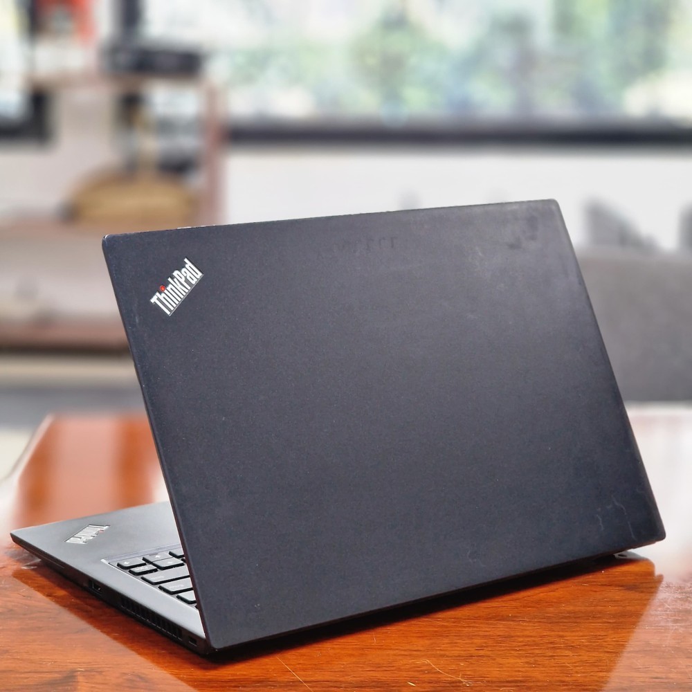 Lenovo ThinkPad T480s – Puissance Pro, Design Fin & Performance Turbo à Prix Imbattable !